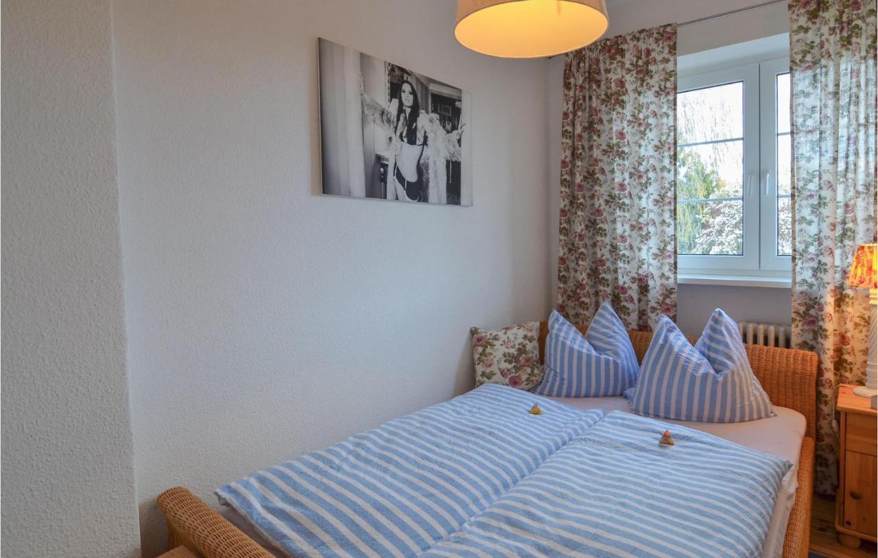 2 Bedroom Lovely Home In Берлин Екстериор снимка