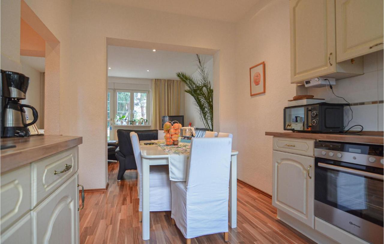 2 Bedroom Lovely Home In Берлин Екстериор снимка