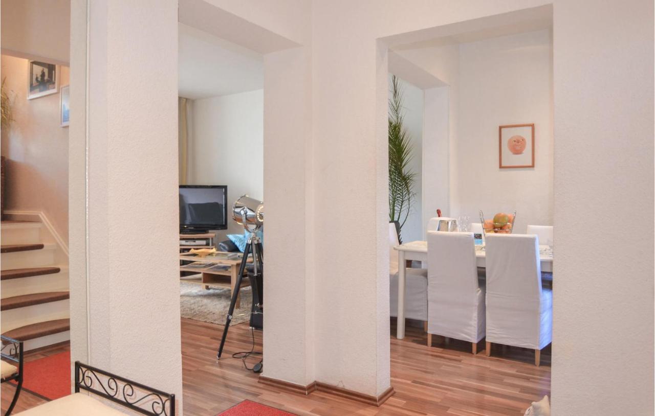 2 Bedroom Lovely Home In Берлин Екстериор снимка