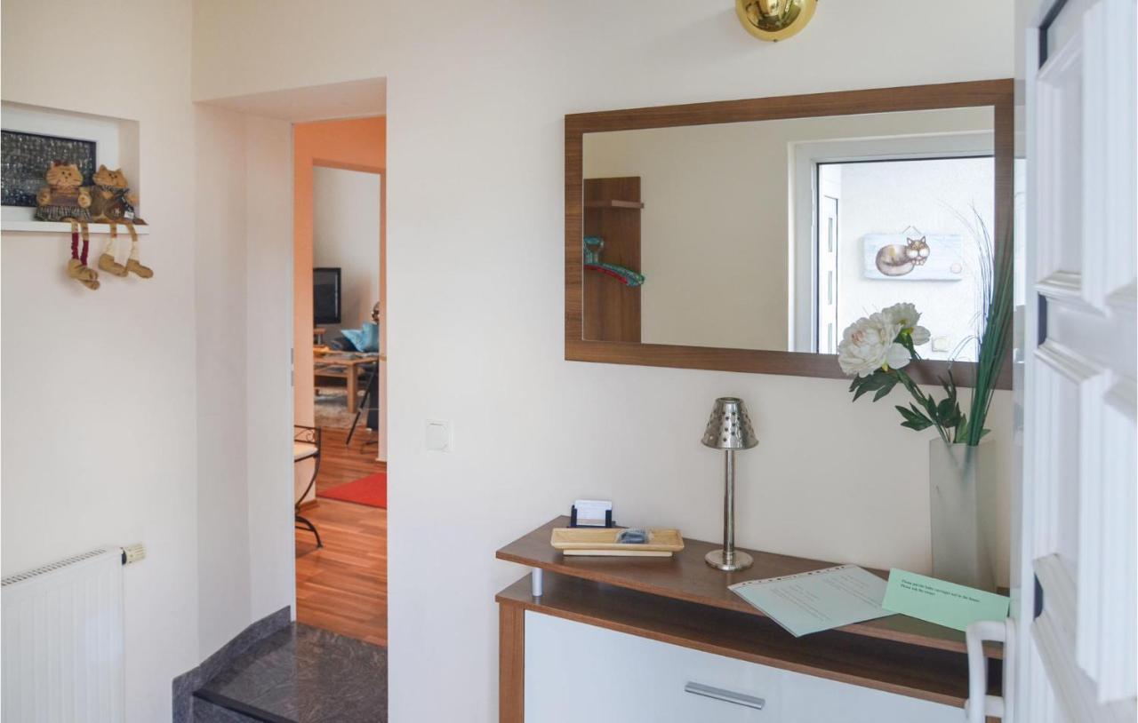 2 Bedroom Lovely Home In Берлин Екстериор снимка